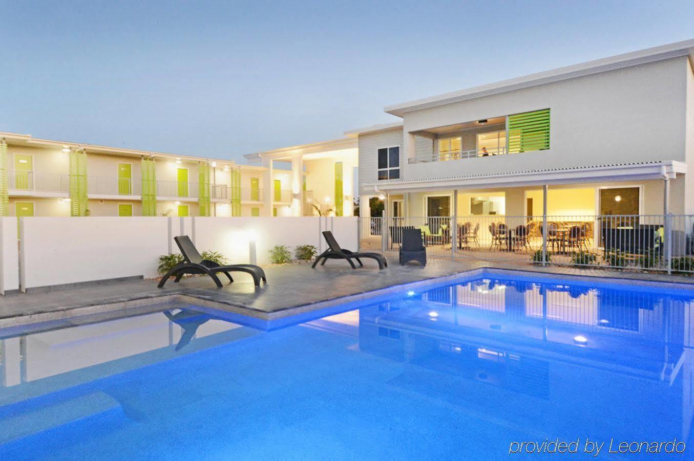Mackay Oceanside Central Hotel Official Екстер'єр фото