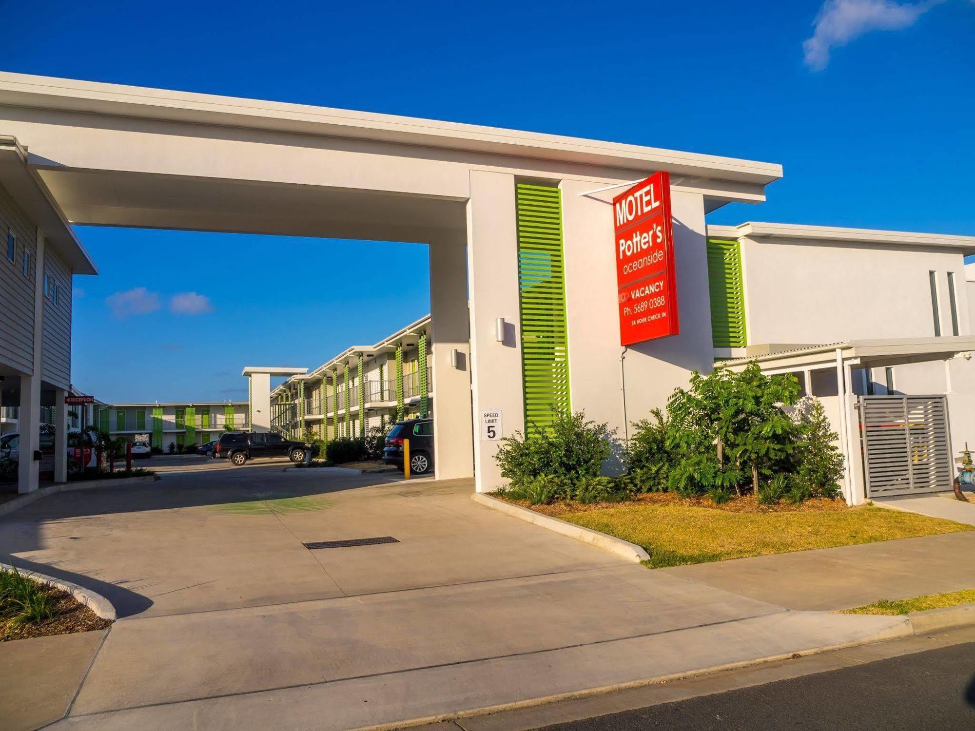 Mackay Oceanside Central Hotel Official Екстер'єр фото