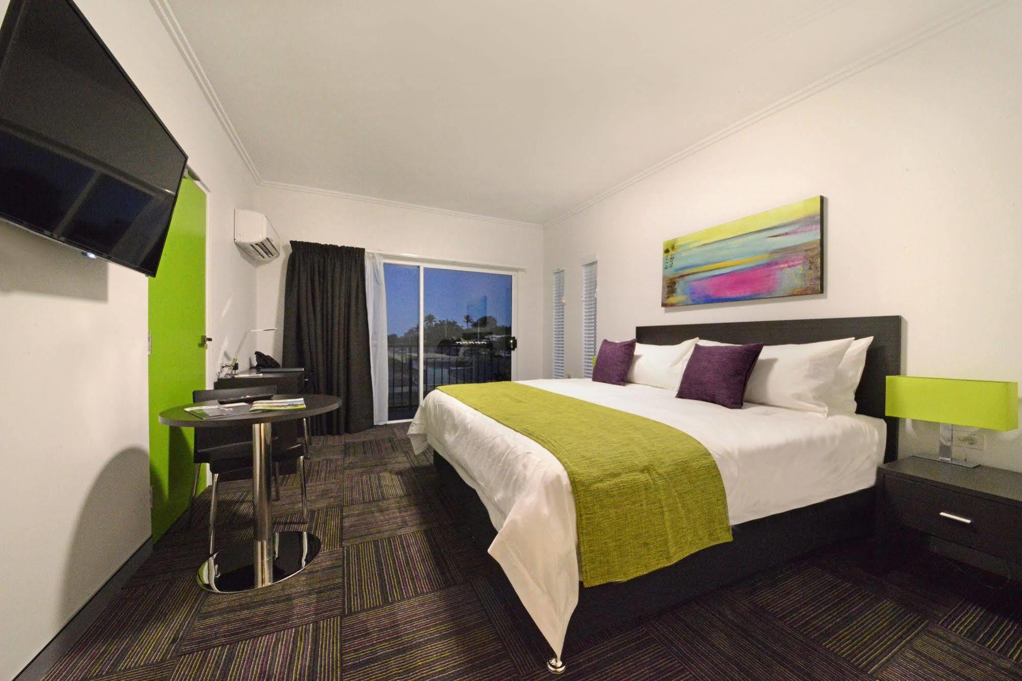 Mackay Oceanside Central Hotel Official Екстер'єр фото