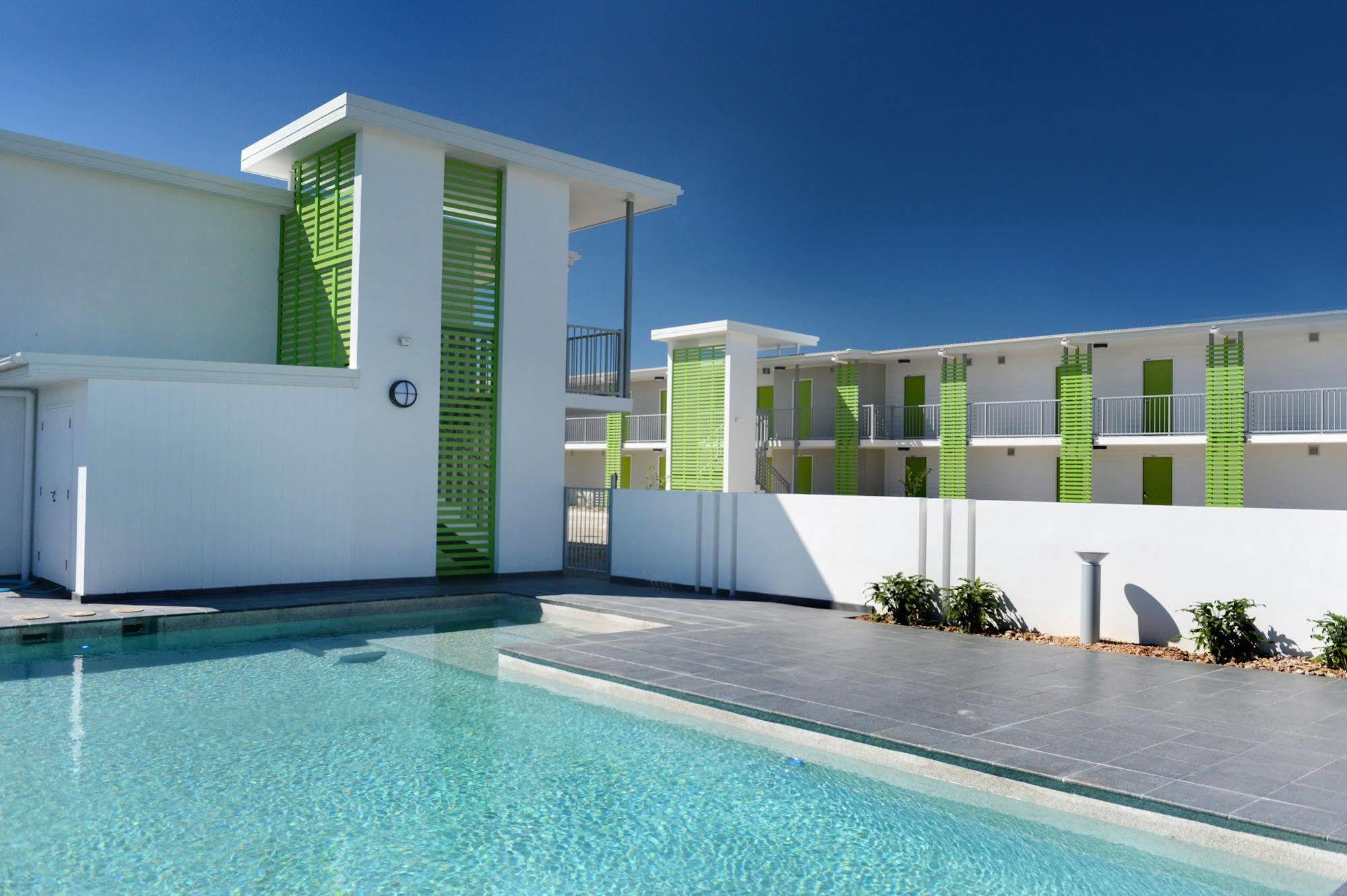 Mackay Oceanside Central Hotel Official Екстер'єр фото