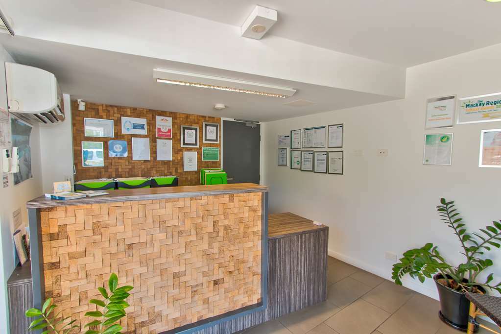 Mackay Oceanside Central Hotel Official Інтер'єр фото